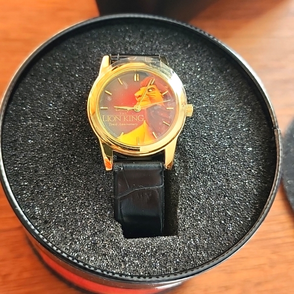 The Lion King 10th anniversary watch - Picture 1 of 6